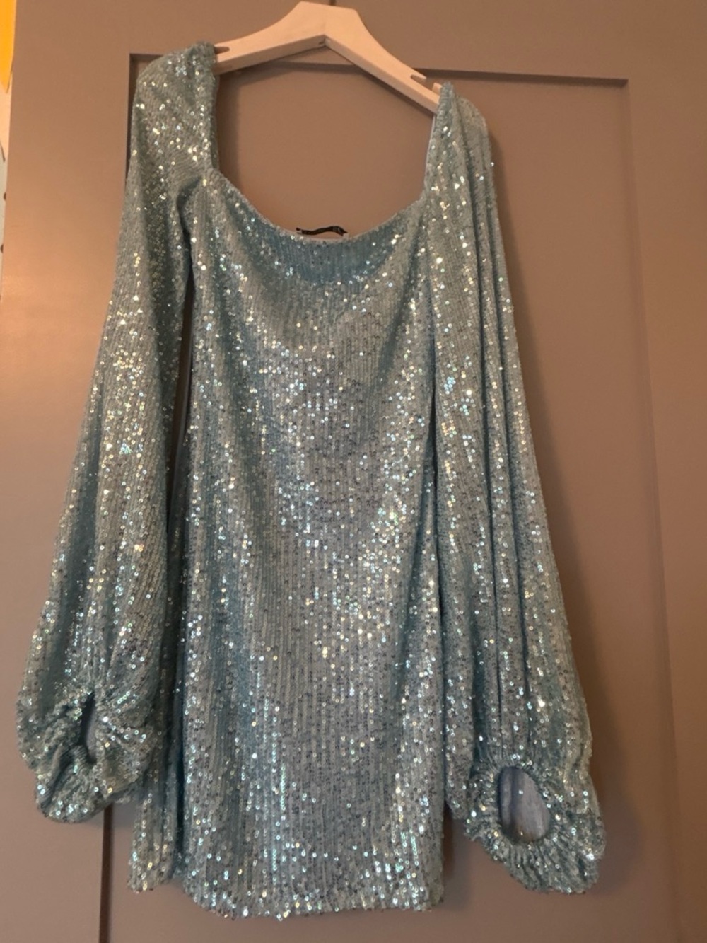 Lucy in the Sky Ice Blue Sequin Balloon Sleeve Tunic